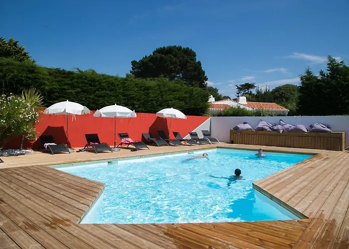 La Villa En L\'Ile - 2 Piscines & Spa